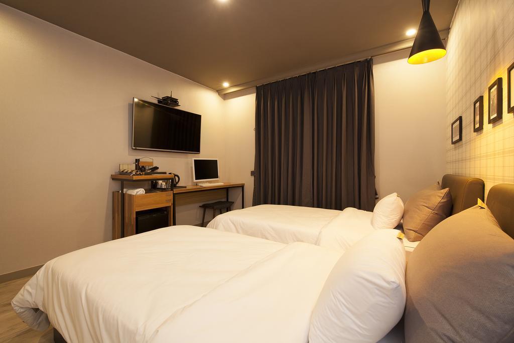 Hotel Gray Чханвон Экстерьер фото